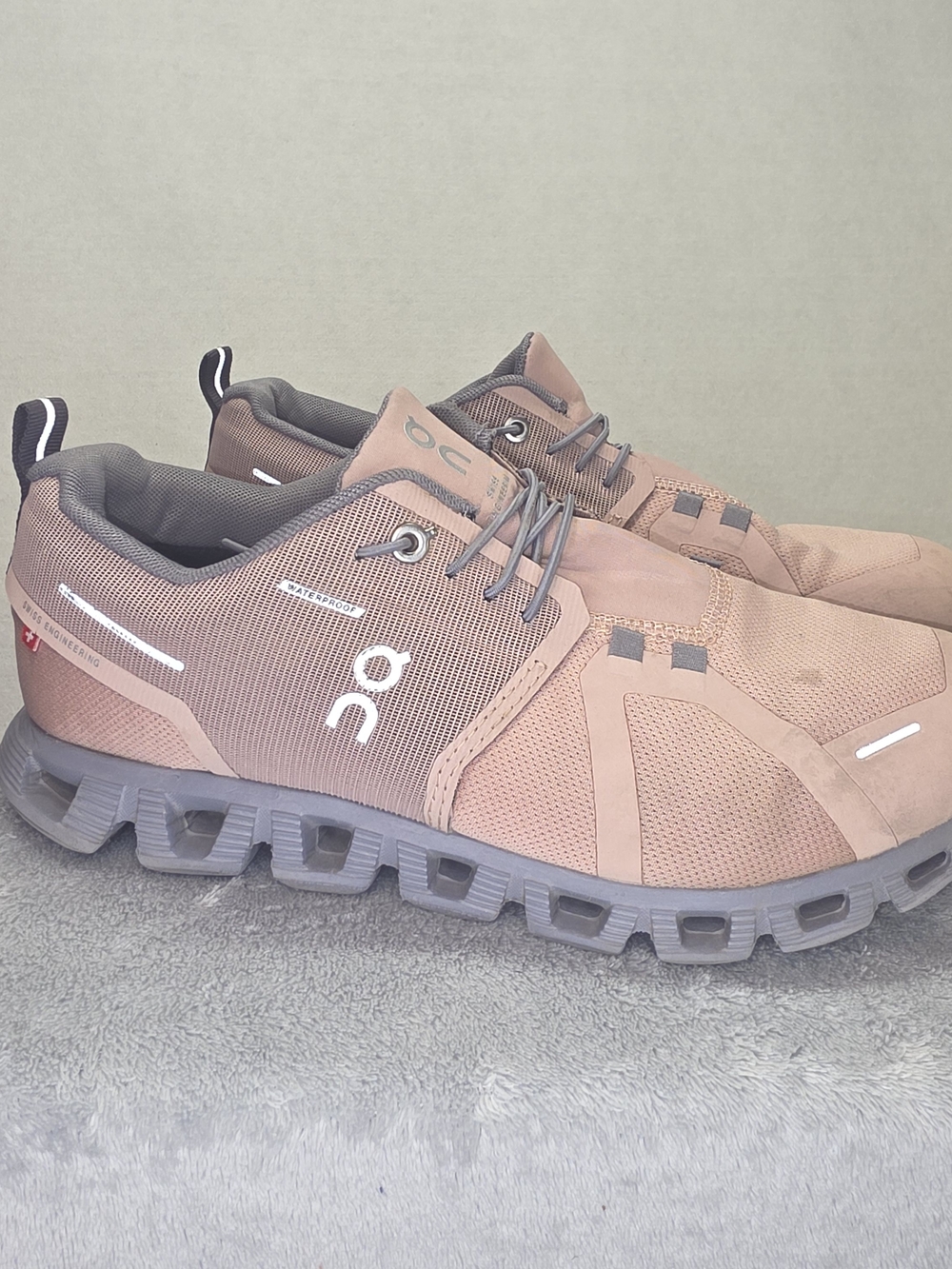 On Running Women’s Cloudrush Running Shoes in Dusty Rose and Gray #76